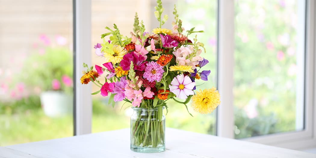send-flowers-to-a-hospital-hero